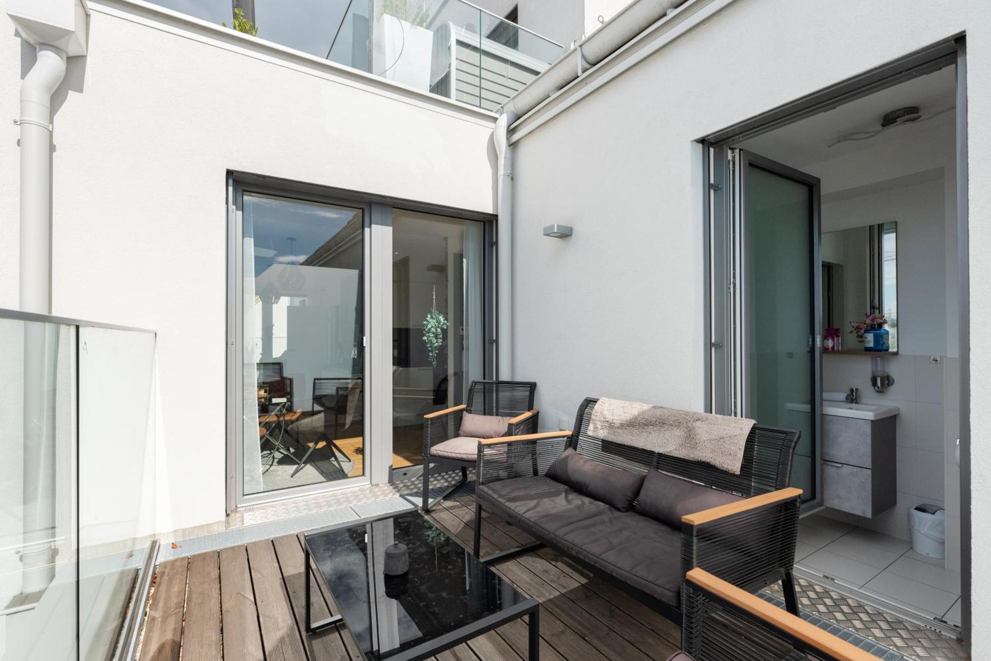 Apartment Mit Traumhafter Dachterrasse & Weitblick Viena Exterior foto