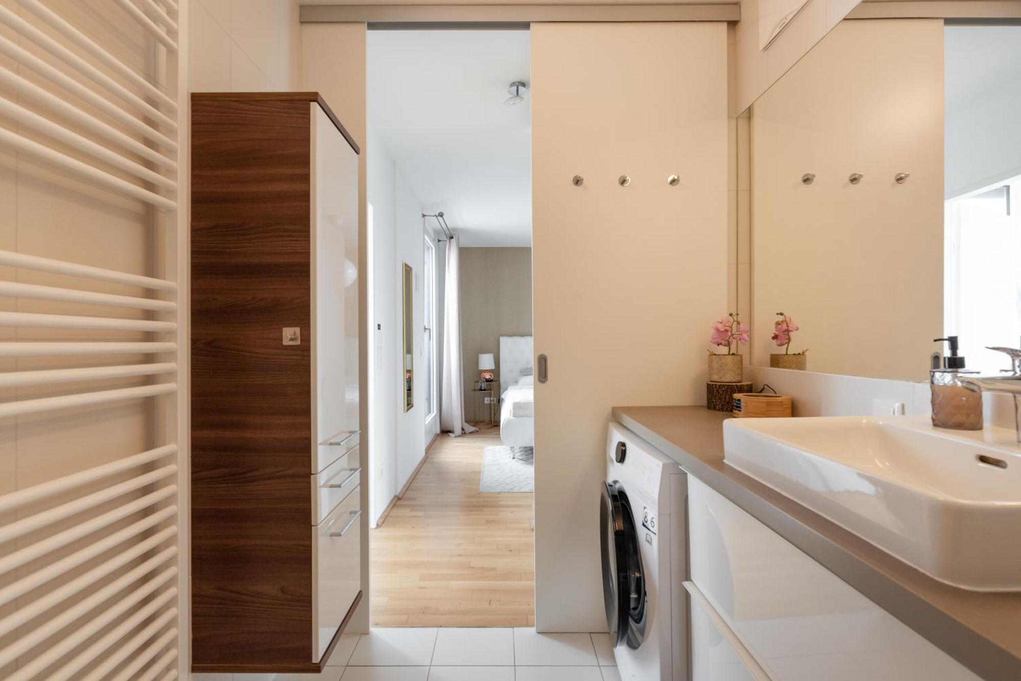 Apartment Mit Traumhafter Dachterrasse & Weitblick Viena Exterior foto